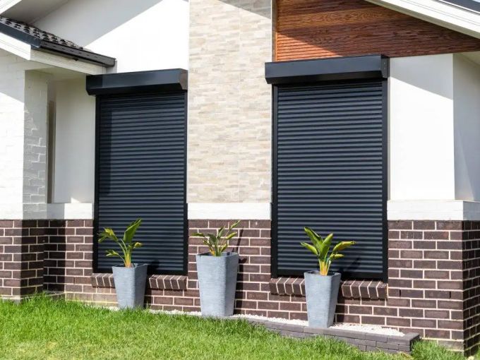 Захисна ролета 45 профіль пружина + замок